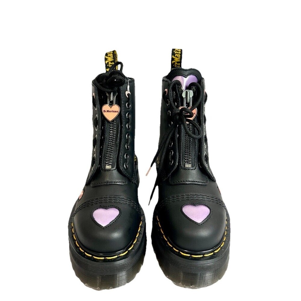 Dr. Martens Sinclair Heart Chunky Platform Boot Size 7 Unique Sweet Details - Picture 3 of 11